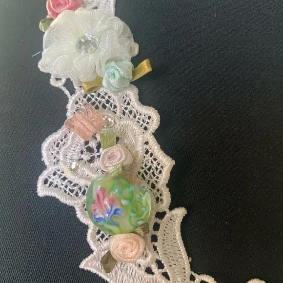 Bib Necklace flapper image glass hand sewn glass beads satin ribbon flowers - Picture 5 of 17